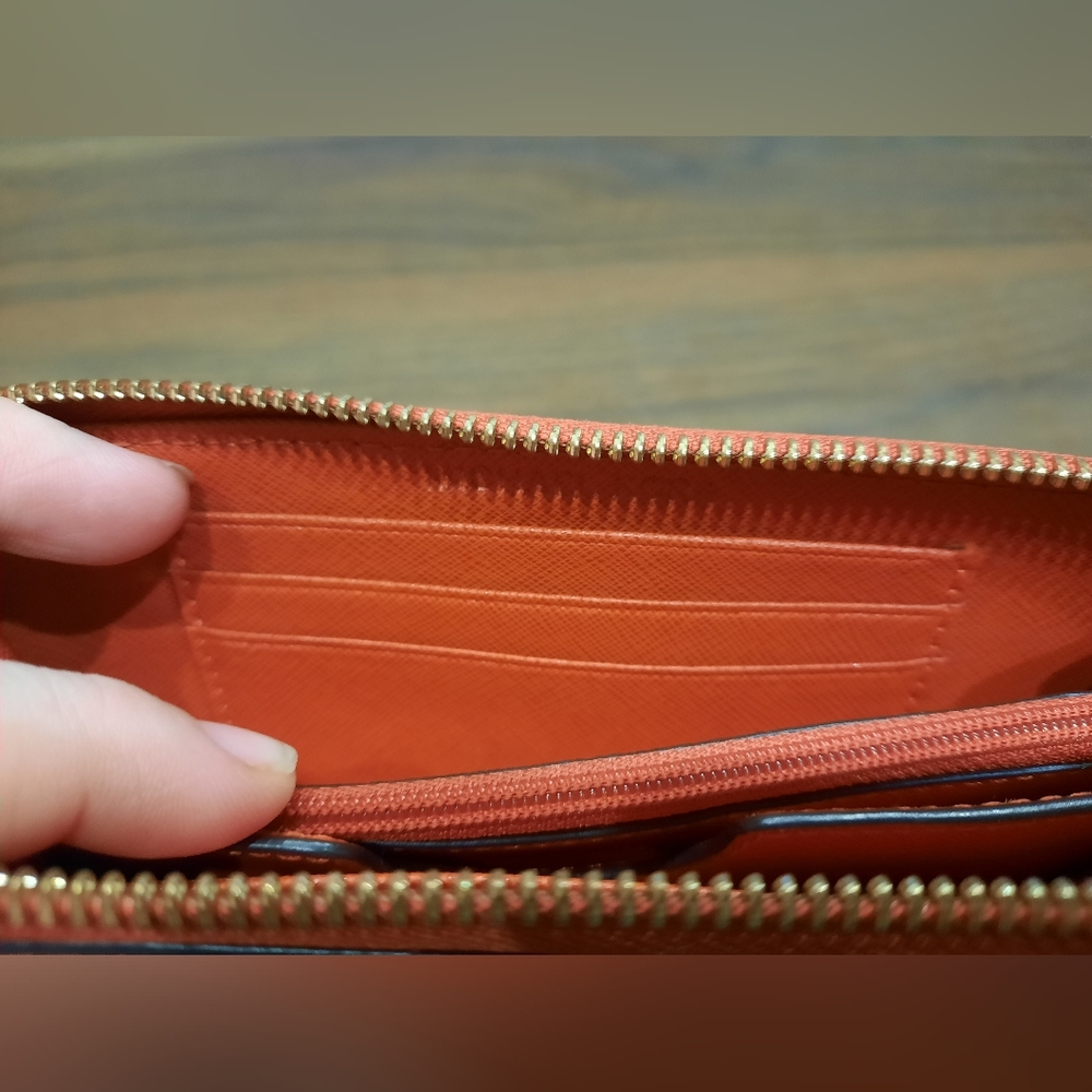 Michael Kors Wristlet Wallet Orange - Picture 6 of 6